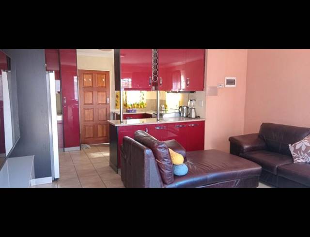 3 BEDROOM HOUSE FOR SALE IN ALBERTSDAL